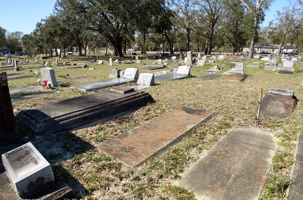 Clean up at AME Zion & Magnolia Cemeteries